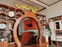 西南的“凤凰湾”构成“龙凤呈祥”款式